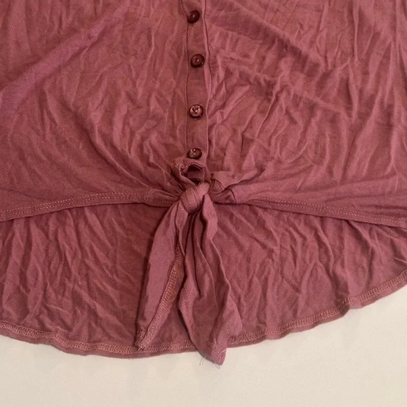 Green Envelope Mauve Button Tie Blouse - Picture 2 of 9